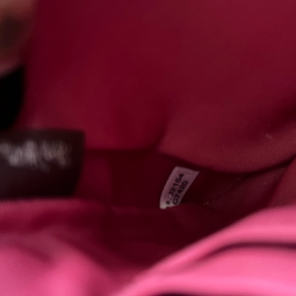 Coach Leather Corner Zip Wristlet wallet. - Picture 8 of 9